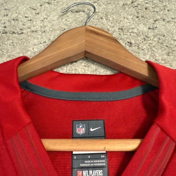 NFL Red 49ers NWOT authentic and rare retired players Women's Jersey - Picture 6 of 12